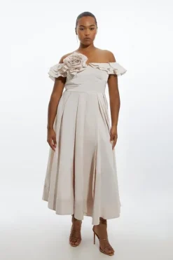 Plus Size Off The Shoulder Taffeta Woven Maxi Dress